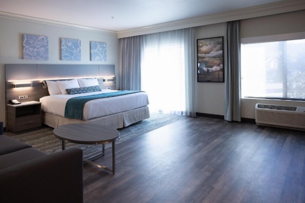 Blue Lake Casino and Hotel image 16